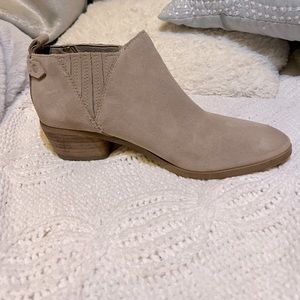 Marc Fisher Wilde suede ankle booties